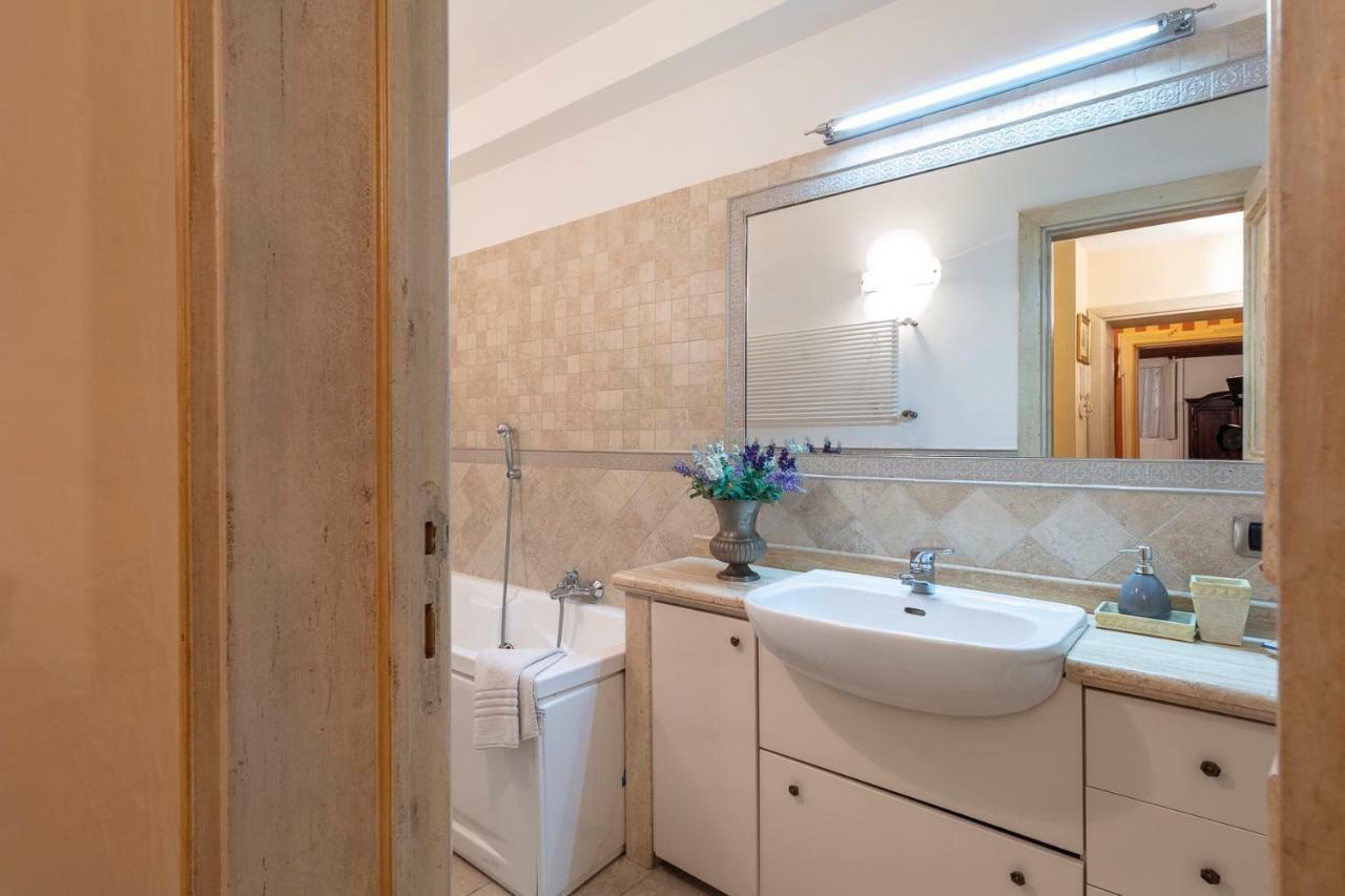 הוילה רומא Residenza Contessa Costanza מראה חיצוני תמונה