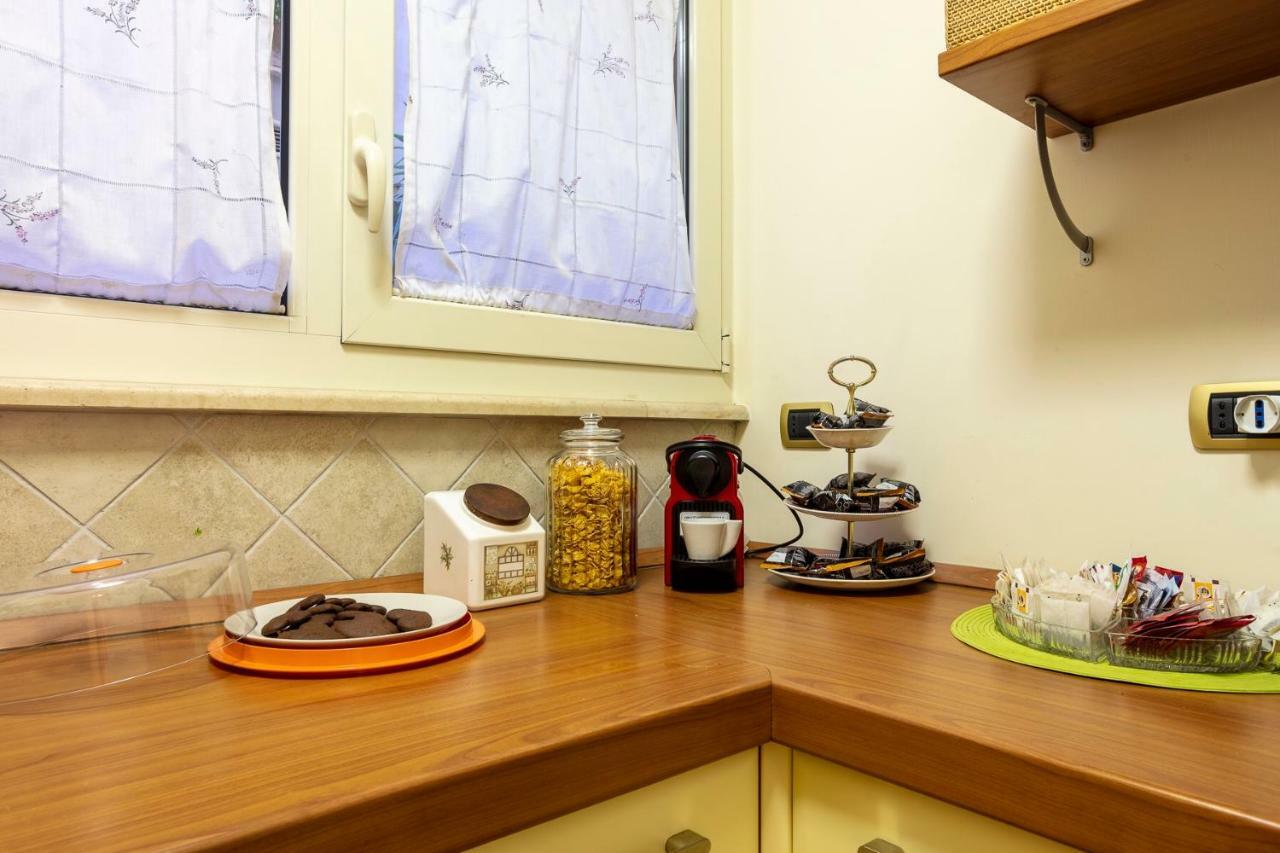 הוילה רומא Residenza Contessa Costanza מראה חיצוני תמונה